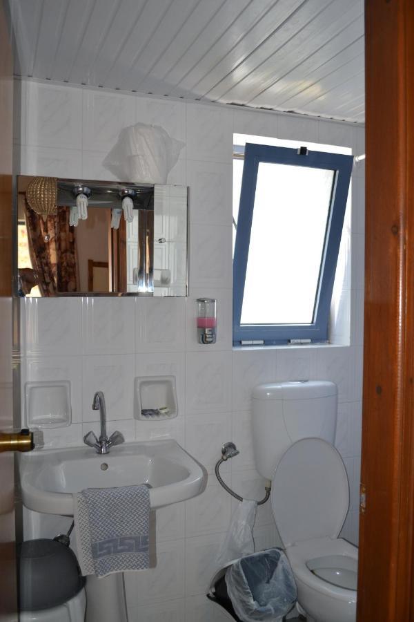 Adamas Rooms Palaiochora Dış mekan fotoğraf