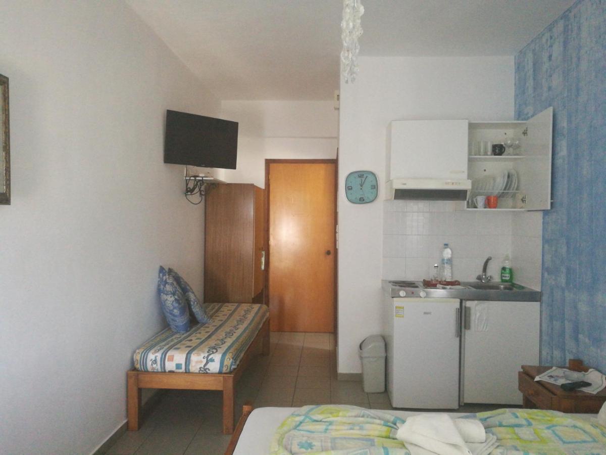 Adamas Rooms Palaiochora Dış mekan fotoğraf